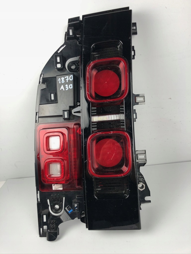 фото №1, Лампа левый задняя задняя land rover defender ii