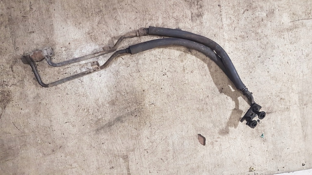 фото №1, Провода усилителя mitsubishi carisma 1.9 td