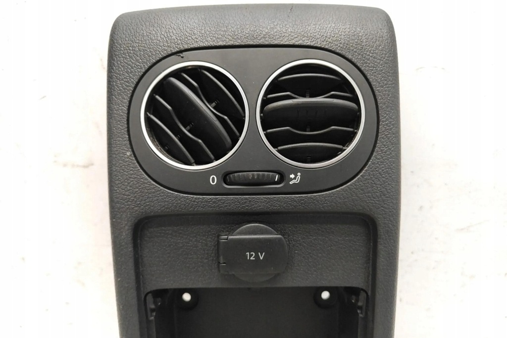 фото №7, Задняя решётка вентиляционная vw golf plus 5m1, 521 5m0863289b 1.6l дизель