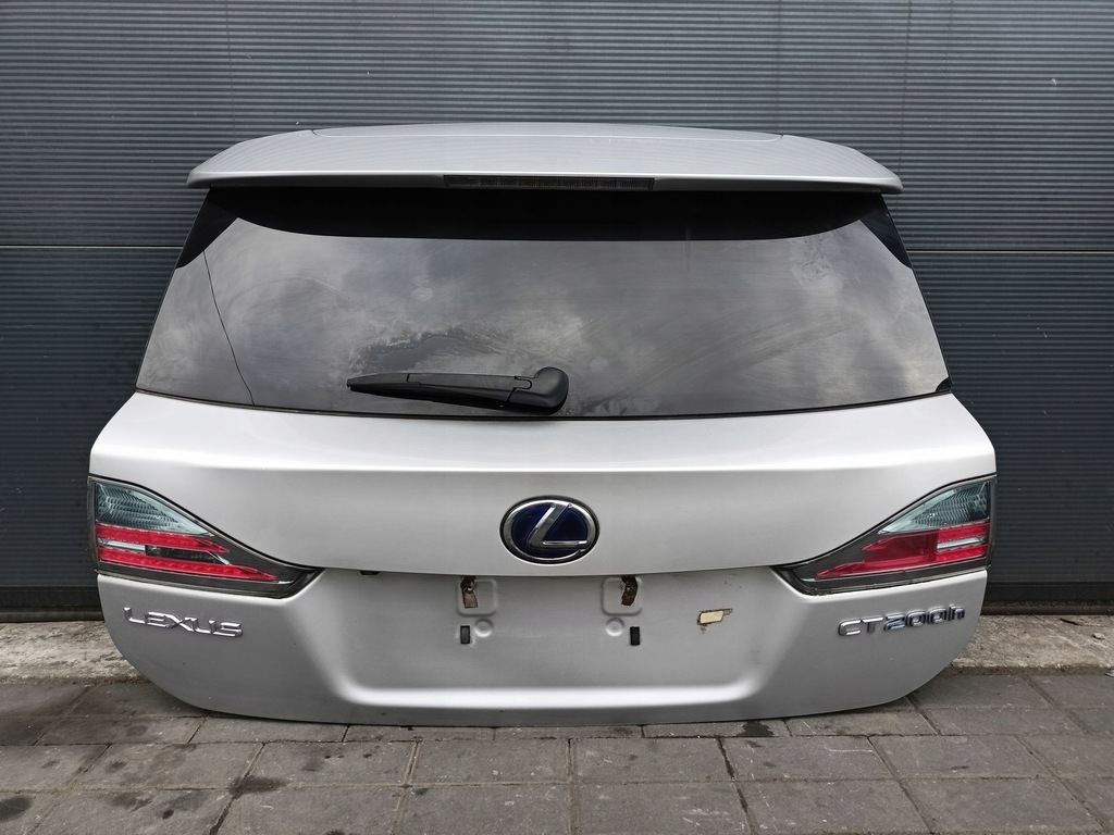 фото №1, Lexus ct200h - кришка багажника задня камера