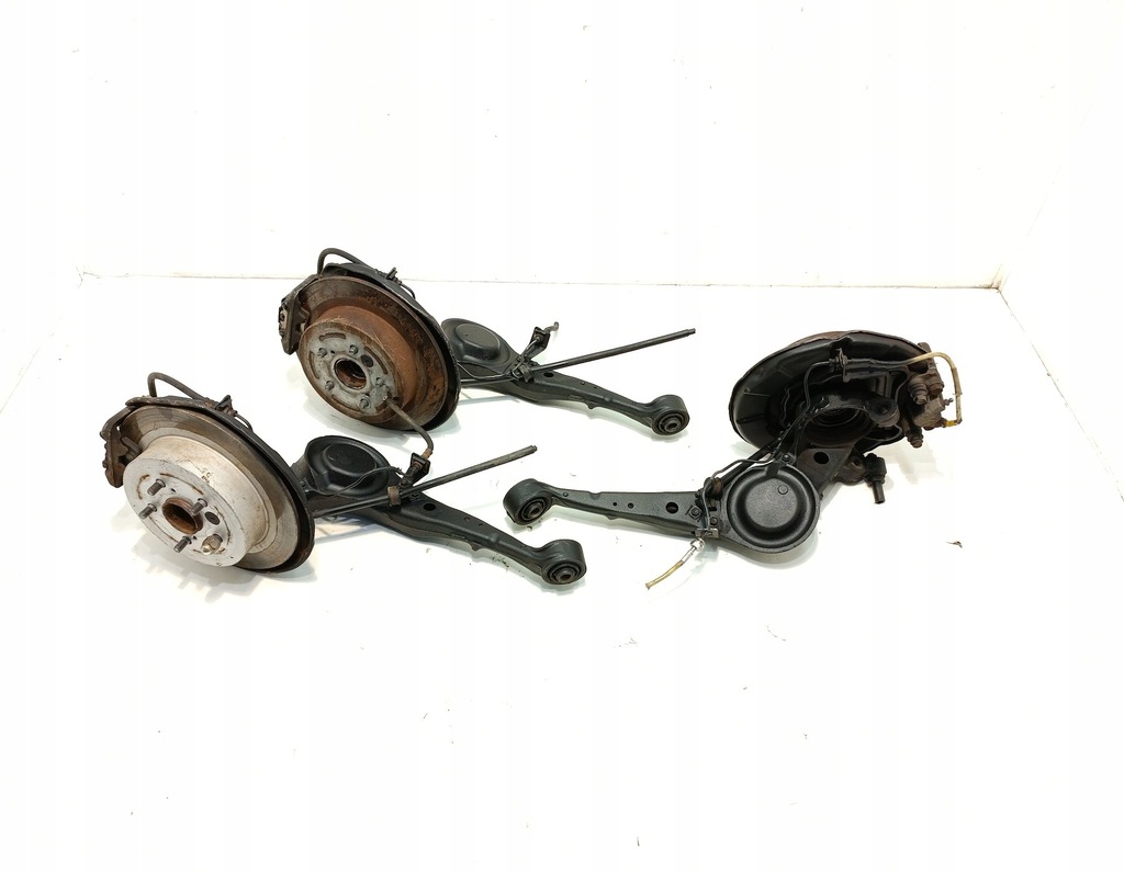 фото №1, Важіль правий задній задня toyota rav4 i 94-00