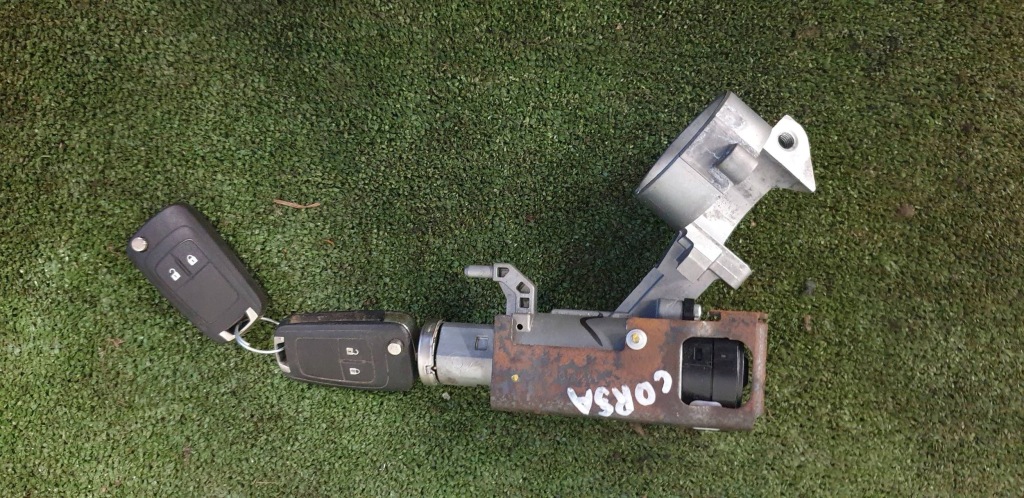 фото №1, Opel corsa e замок запалювання 2x ключ 13496392