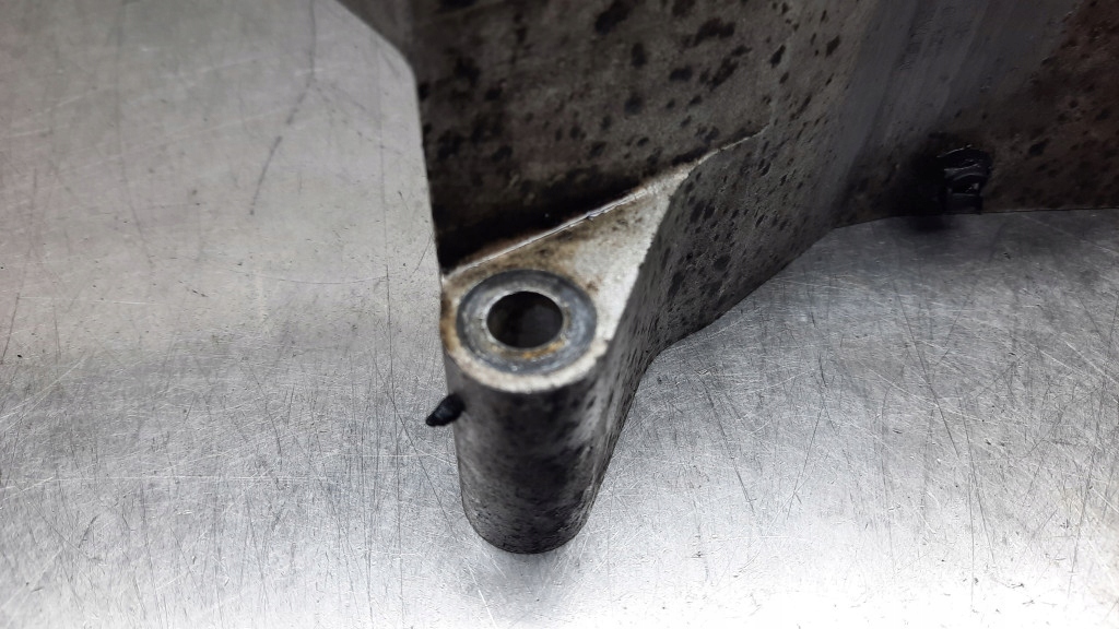 фото №5, Кронштейн двигателя 8666262 volvo v70 ii 2.4b