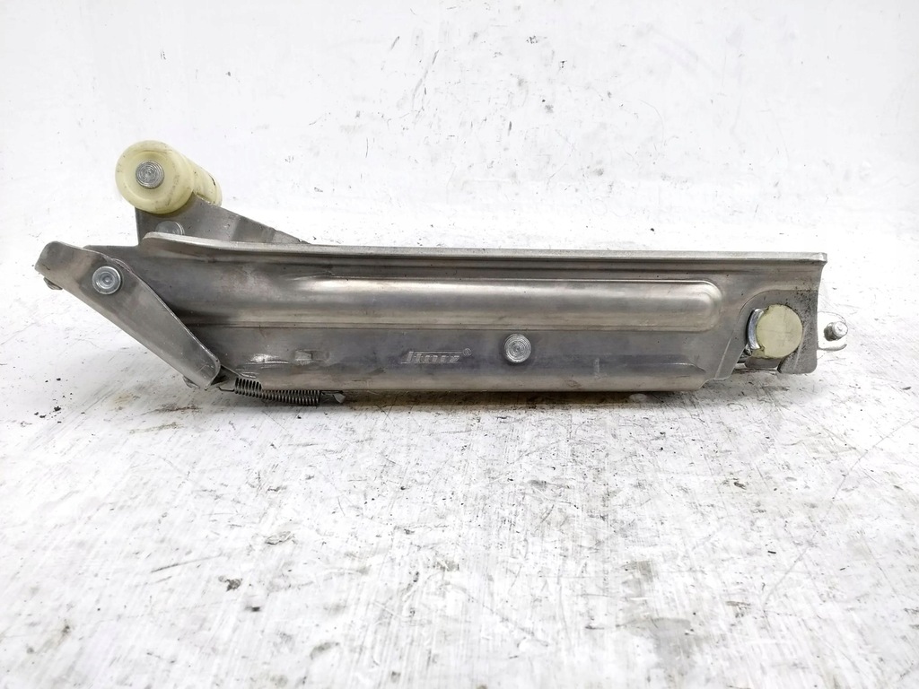 фото №5, Audi a8 s8 d3 4e 2008 домкрат автомобильный