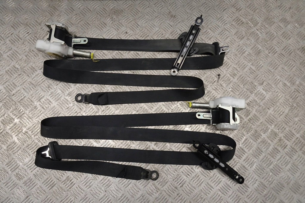 фото №12, Toyota corolla e21 hybrid sedan приборная панель приборная консоль приборная панель 19-