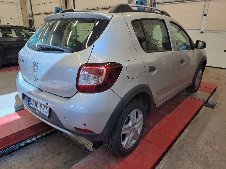 Dacia sandero захист колектор 2013 144503894r 00021153 Зі Шроту