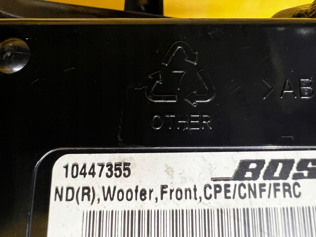 фото №8, Динамик дверь перед bose chevrolet corvette c5 97-04