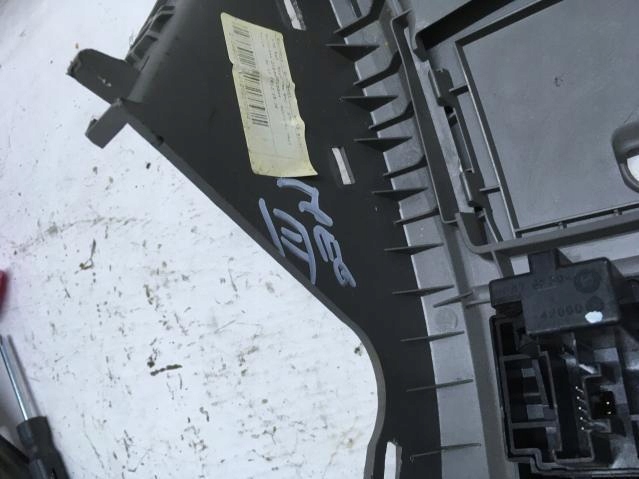 фото №8, Защита консоли нижняя renault fluence 689210731r eu