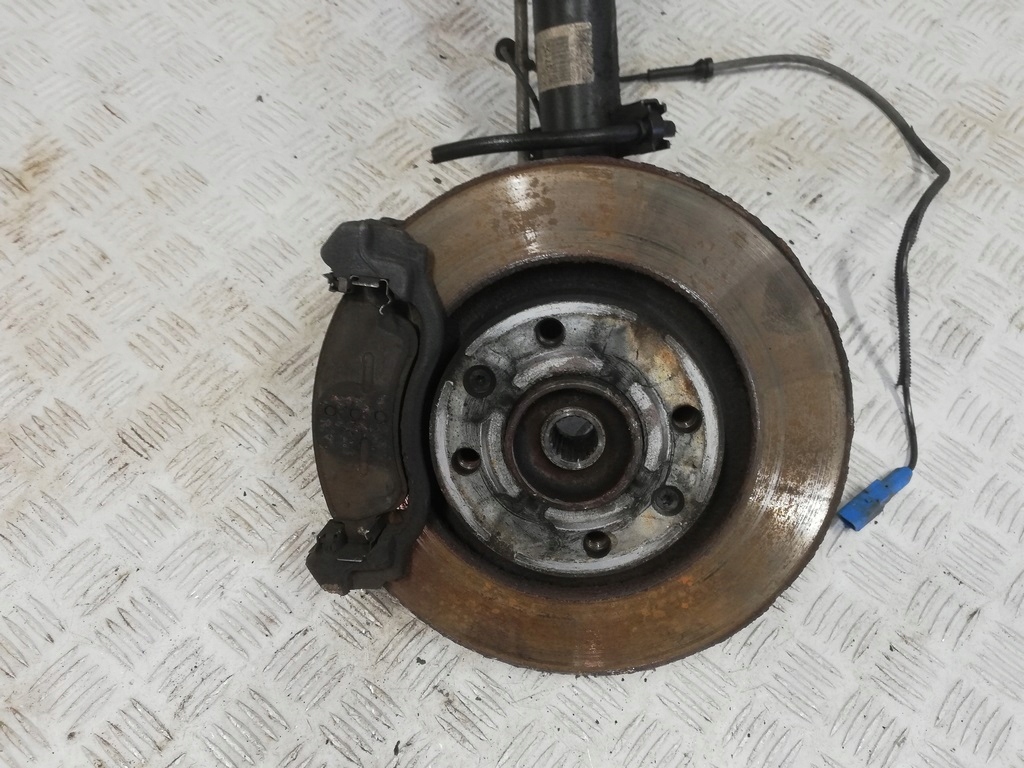 фото №7, Citroen c3 iii 1,2 vti амортизаторна стійка поворотний кулак ліва