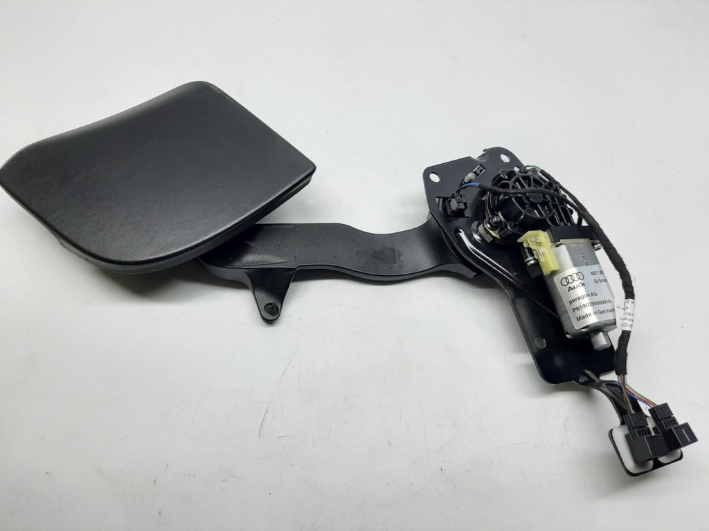 Купить Audi r8 ii spyder 5.2 fsi 2018- заглушка механизма крыша левая 4s7871991a