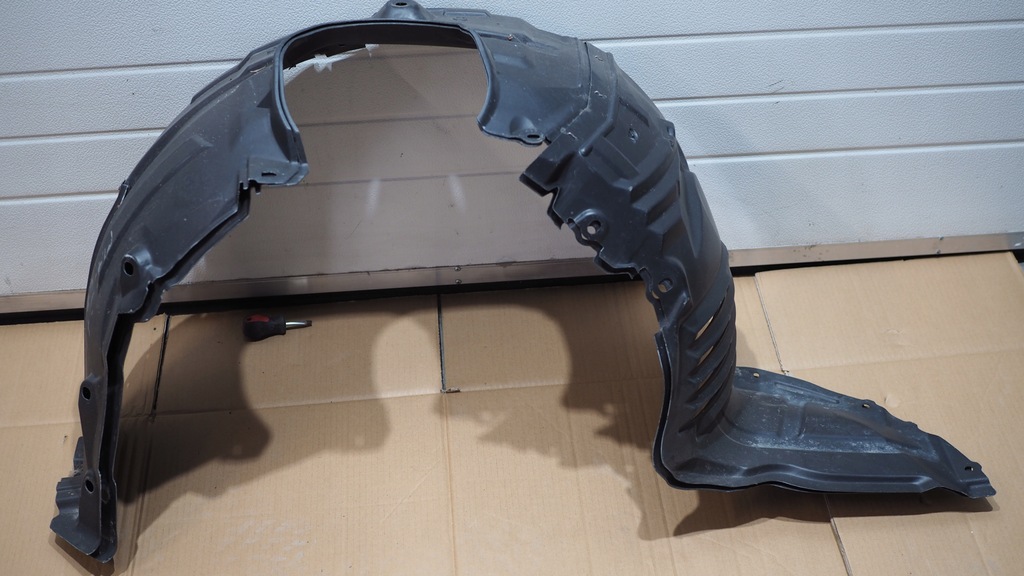 фото №1, Mazda 5 підкрилок ліва передні 2014 mazda5