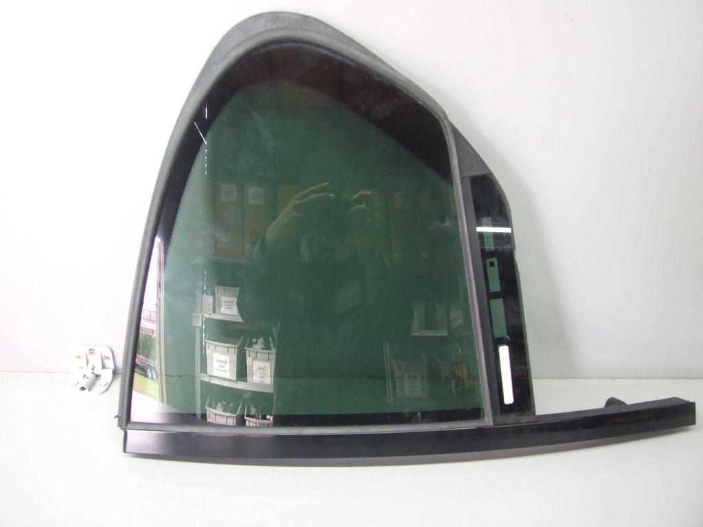 фото №1, Стекло дверь левый задняя bmw 7 g11 7373889