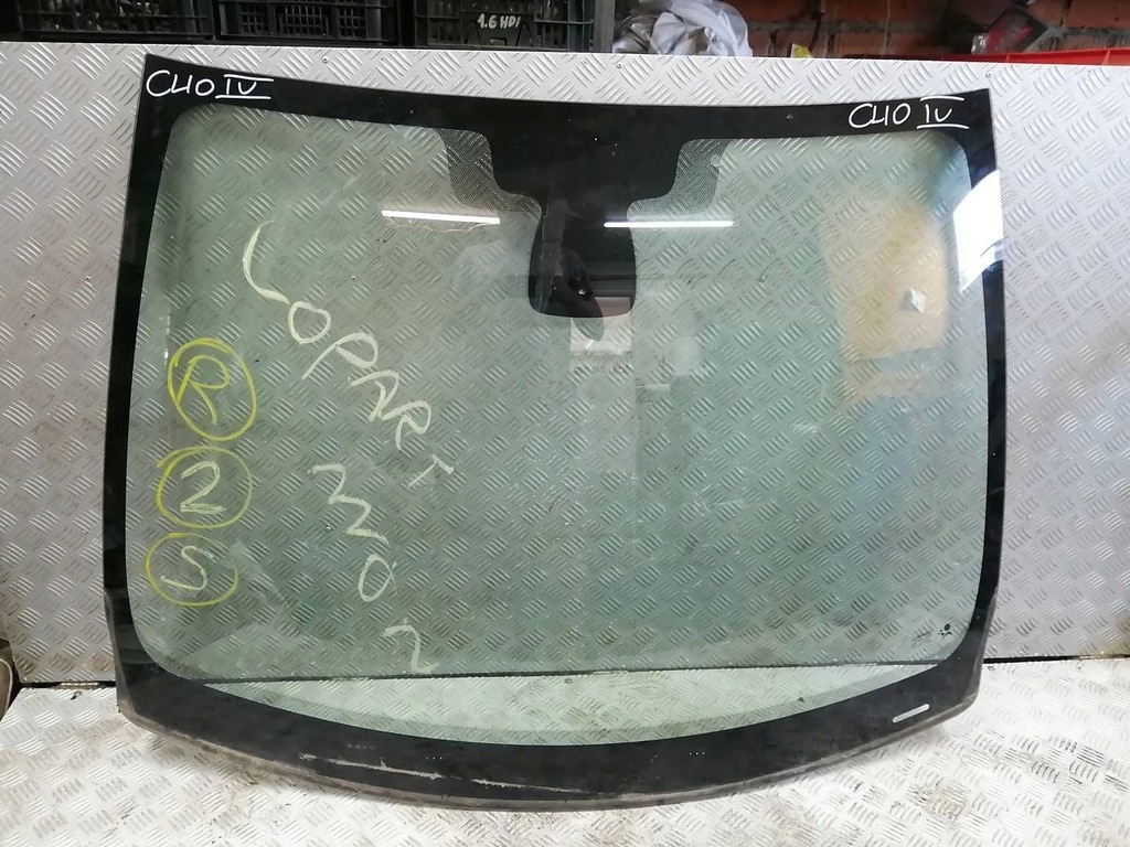 фото №1, Стекло лобовое передняя renault clio iv