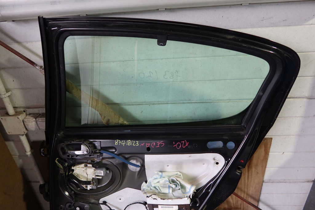 фото №14, Двері задні праве peugeot 407