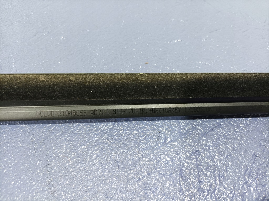 фото №5, Volvo s90 v90 ii 16- молдинг ущільнювач задня права 31848055