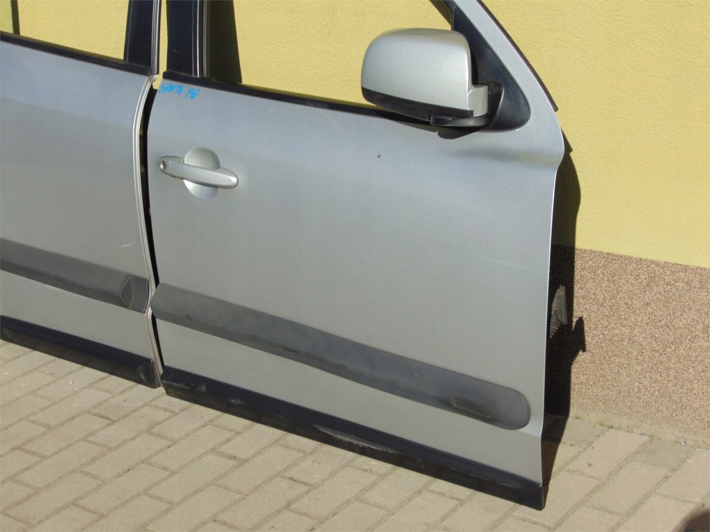 фото №4, Hyundai santa fe ii дверь правое перед полный