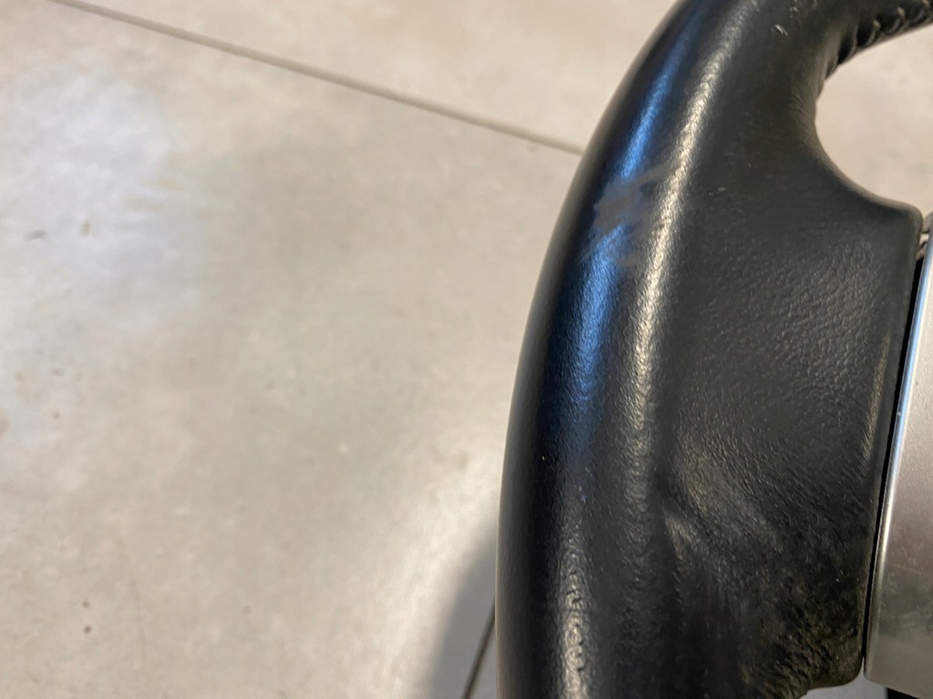 фото №7, Lexus ct 200h воздуховод кожа gs131-13390