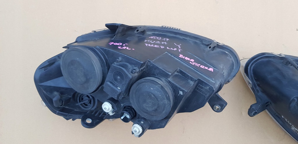 фото №7, Lancia ypsilon musa комплект лампа. 2003-2006.hella.