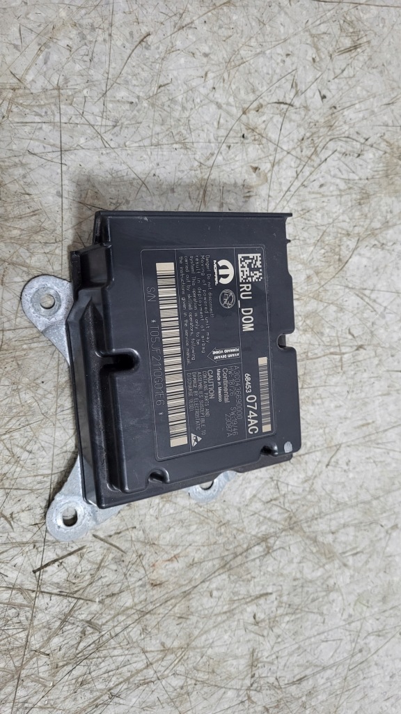фото №1, Chrysler pacifica ii 16- блок управления подушек модуль подушка безопасности 68453074ac
