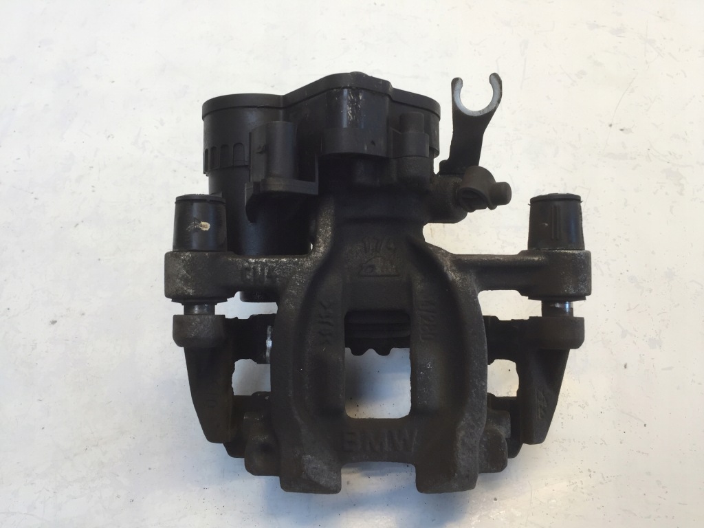 фото №1, Bmw 2 f44 grand coupe суппорт тормозной правый задняя