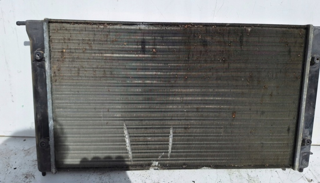 Vw golf ii iii 2 3 радіатор води 321121253al Доставка