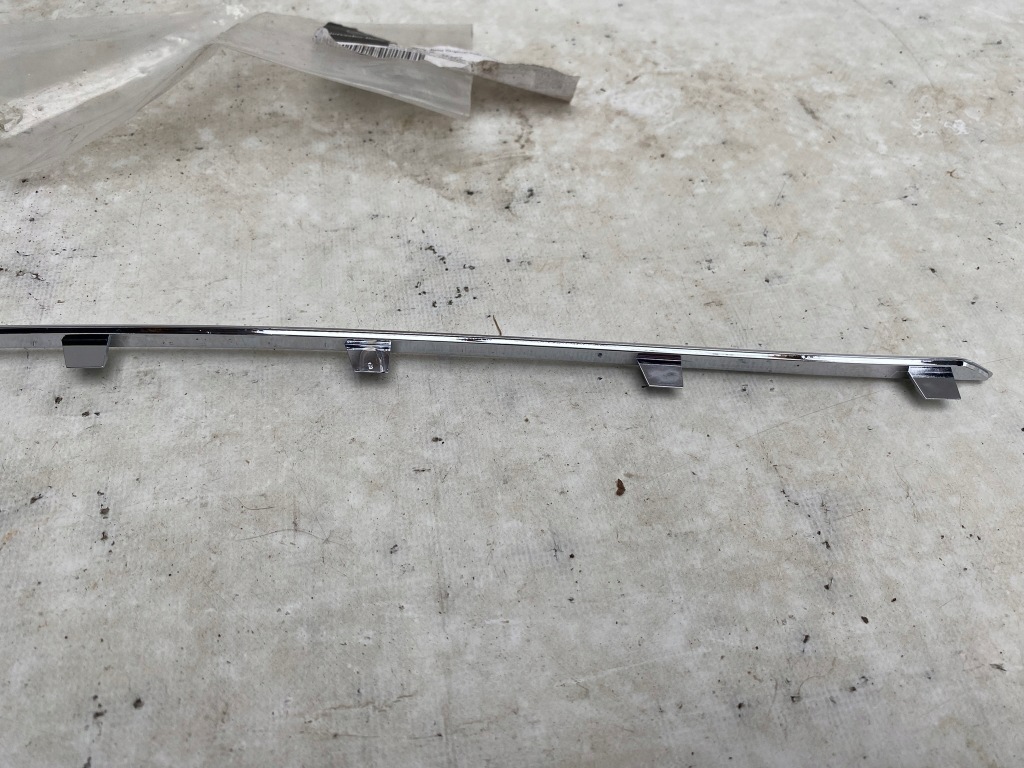 Mercedes e-klasa w212 kombi молдинг хром бампера задній лівий Недорого