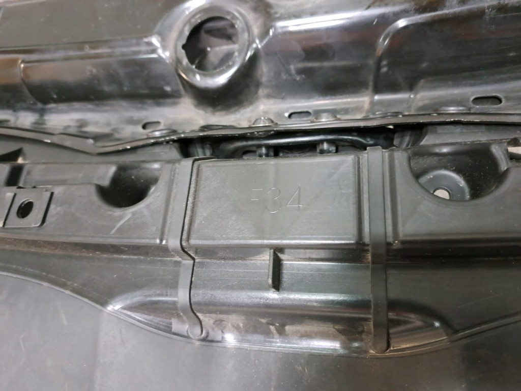 Купити Bmw 3 f34 gt m-pakiet ремінь балка підсилювач впуск повітря