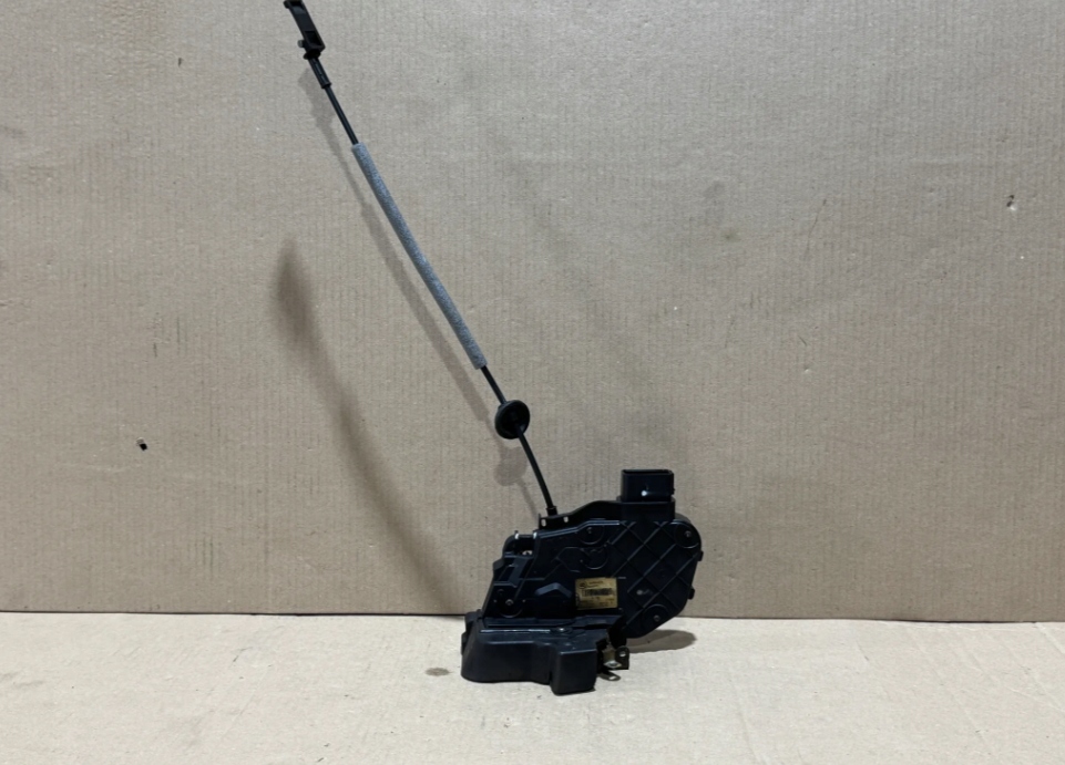 фото №1, Замок дверь правый перед volvo v70 ii s80 ii 31253674