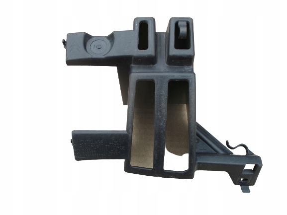 фото №1, Напрямна бампера правий задня 9681598080 citroen c5 iii