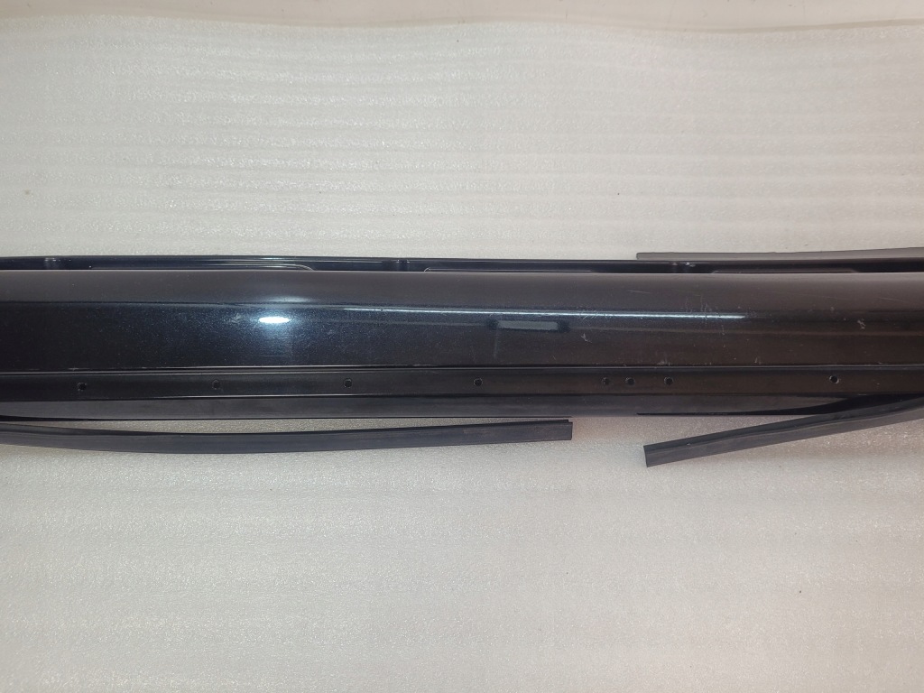 фото №4, Volvo оригинальный номер 30744339 молдинг порог накладка