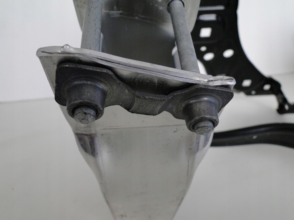 Mercedes панель фары левый зона деформации кронштейн cls 218 c218 x218 w218 lift с Разборки