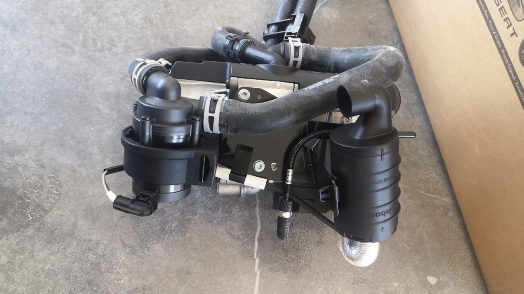 фото №7, Обогреватель webasto 5q0815005al 5q0819350f 5q0819362 vw golf vii