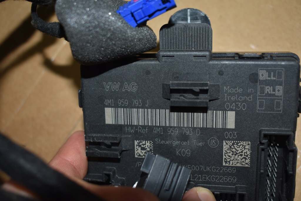 Idealny доводчик замок дверь перед передний левый + модуль lamborghini urus 1 в Украине