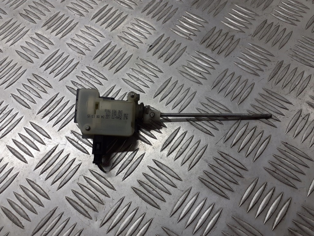 фото №1, Привод крышка топлива skoda octavia ii 1z0810773