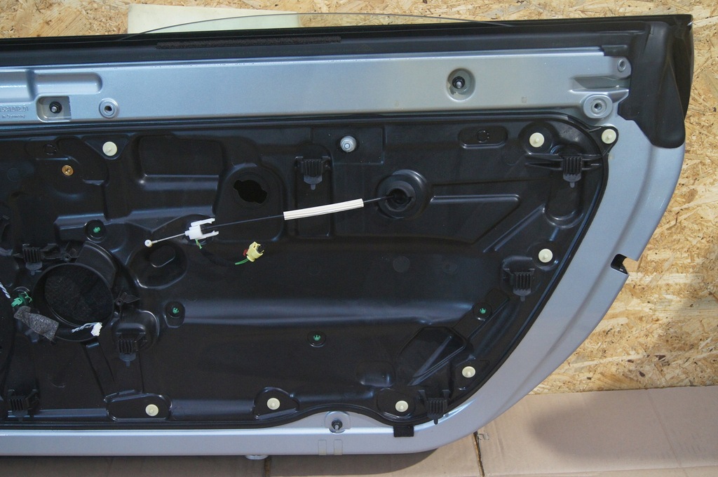 фото №8, Porsche 911 991 4s дверь правое стекло