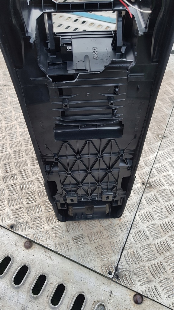 фото №7, Mercedes w203 туннель средний подлокотник