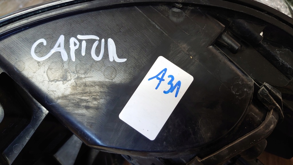 фото №4, Renault captur lift led лампа права задня