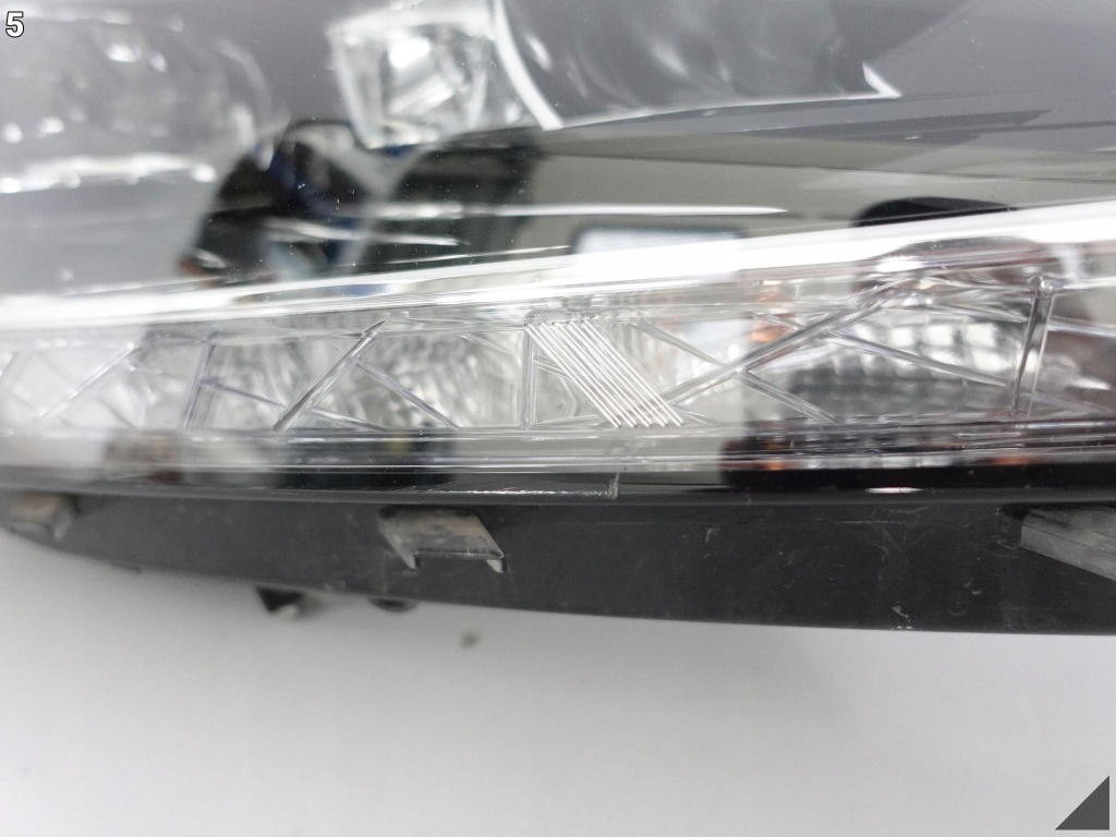 Skoda fabia 3 рестайлинг  6v1 18-21 full led фара европа  r Недорого