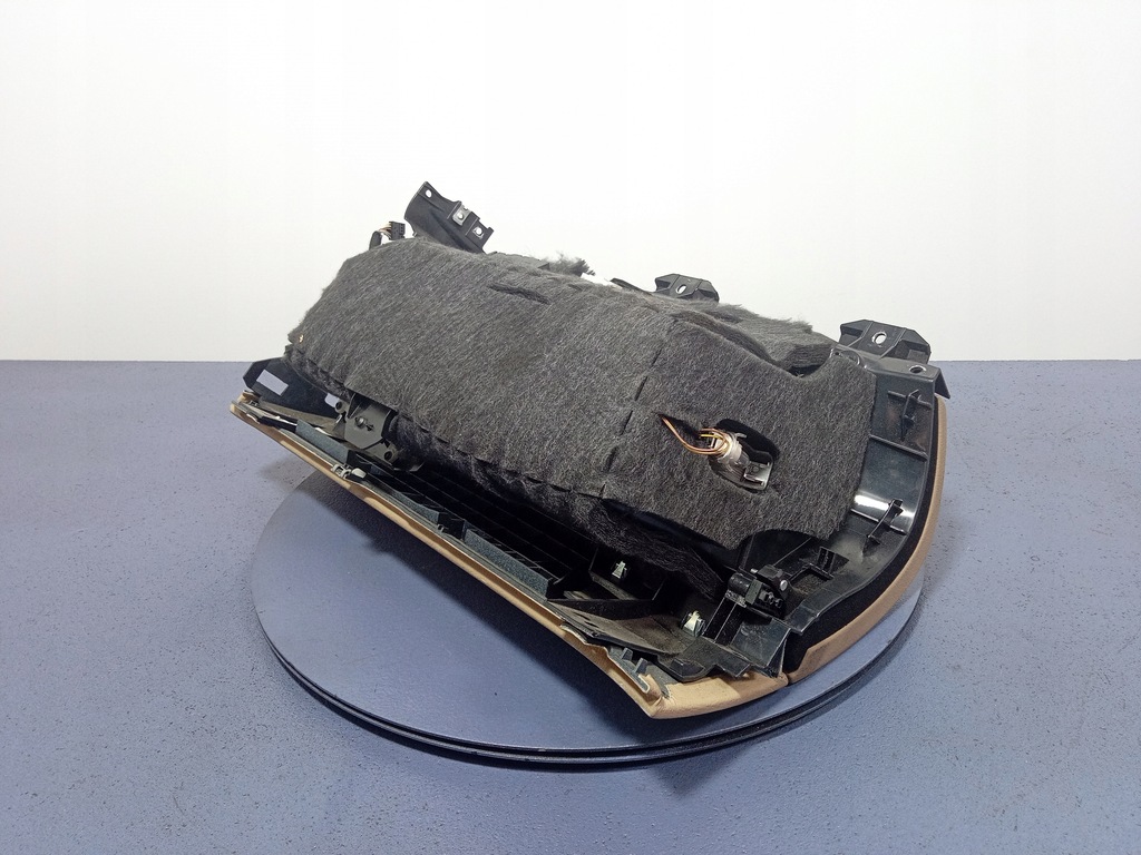 фото №4, Mercedes s w221 бардачок пасажира europa