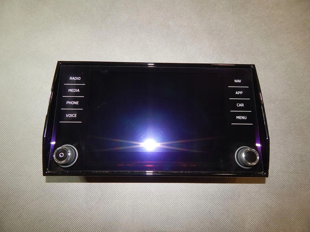 фото №1, Skoda kodiaq радио навигация панель 565919605b