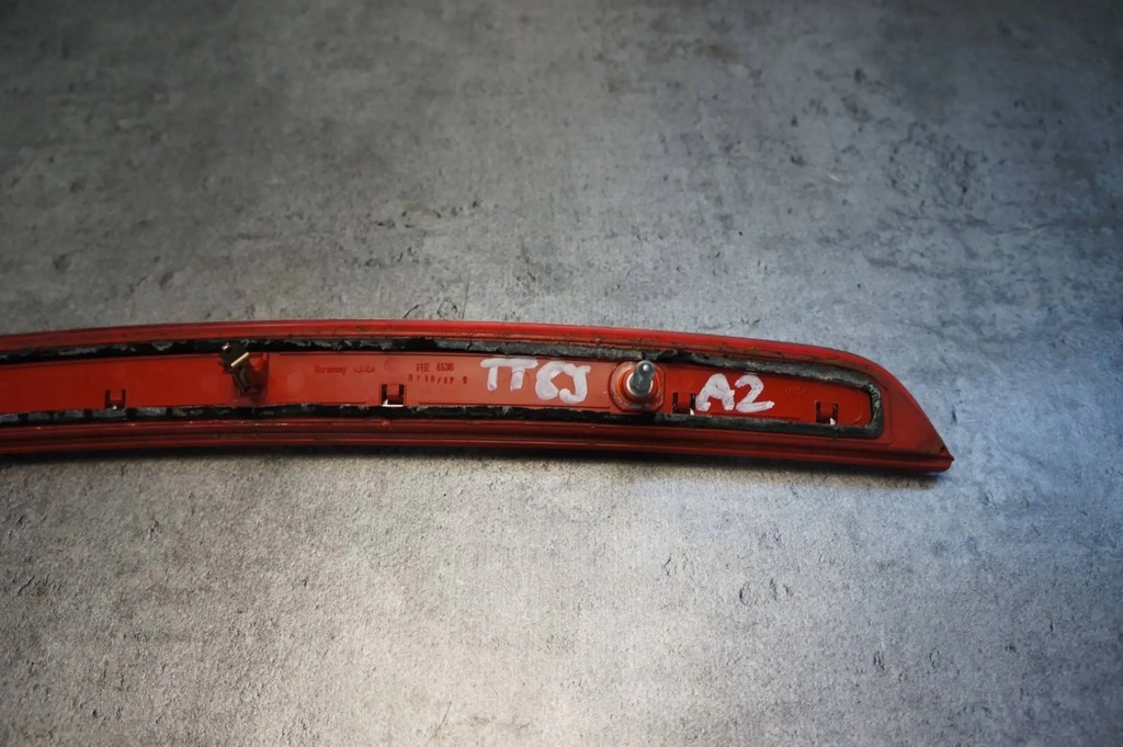 фото №7, Третий свет стоп лампа крышки audi tt 8j 8j0945097