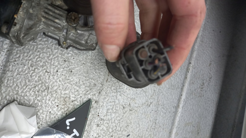 фото №4, Моторчик двірник перед mazda mpv 849200-7081