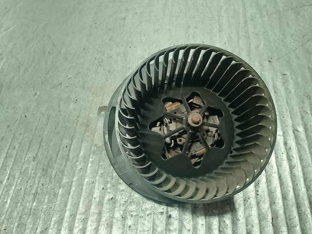 фото №6, Вентилятор обдув, повітродувка vw jetta v 1k1819015 1.6 mpi