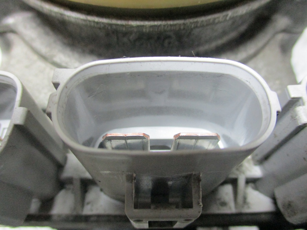 фото №6, Насос усилителя mazda 3 bk 03-09 серые разъёмы