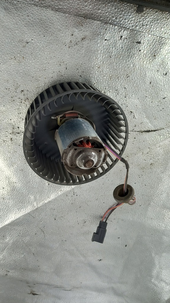 фото №1, Вентилятор отопителя ford fiesta 1.1b mk4 97r