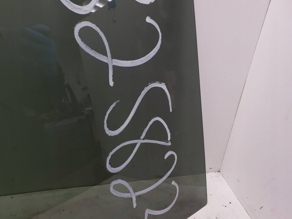 фото №3, Land rover range rover l322 2010 стекло дверь задних