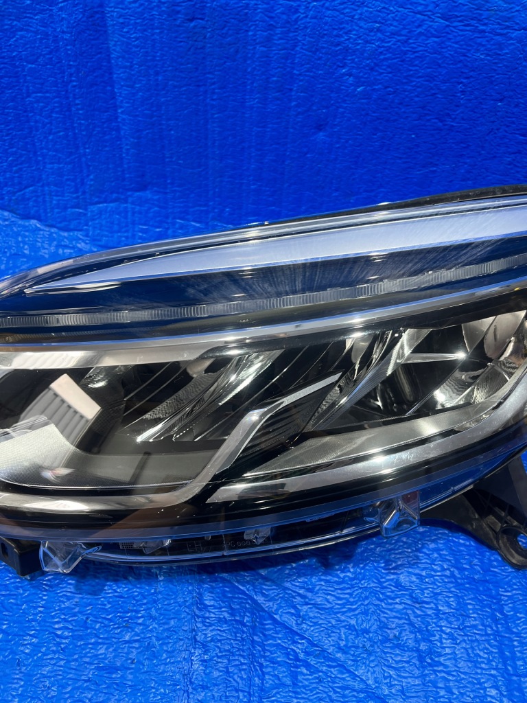 Фара левая фара левый full led renault captur j5 рестайлинг  2017- 260606152r Доставка