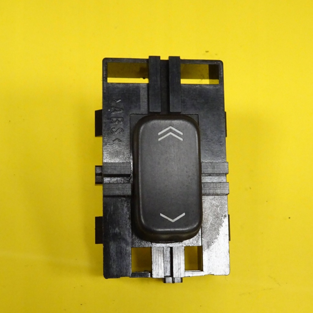 Купити Перемикач панель вікон cadillac cts 25750264 nr1973
