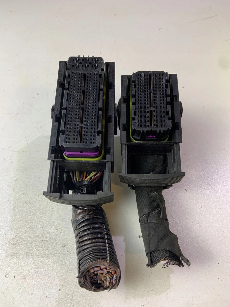 фото №6, Разъёмы штекер колодка блок управления двигателя fiat doblo ii combo d 1.3 mjd 8f3