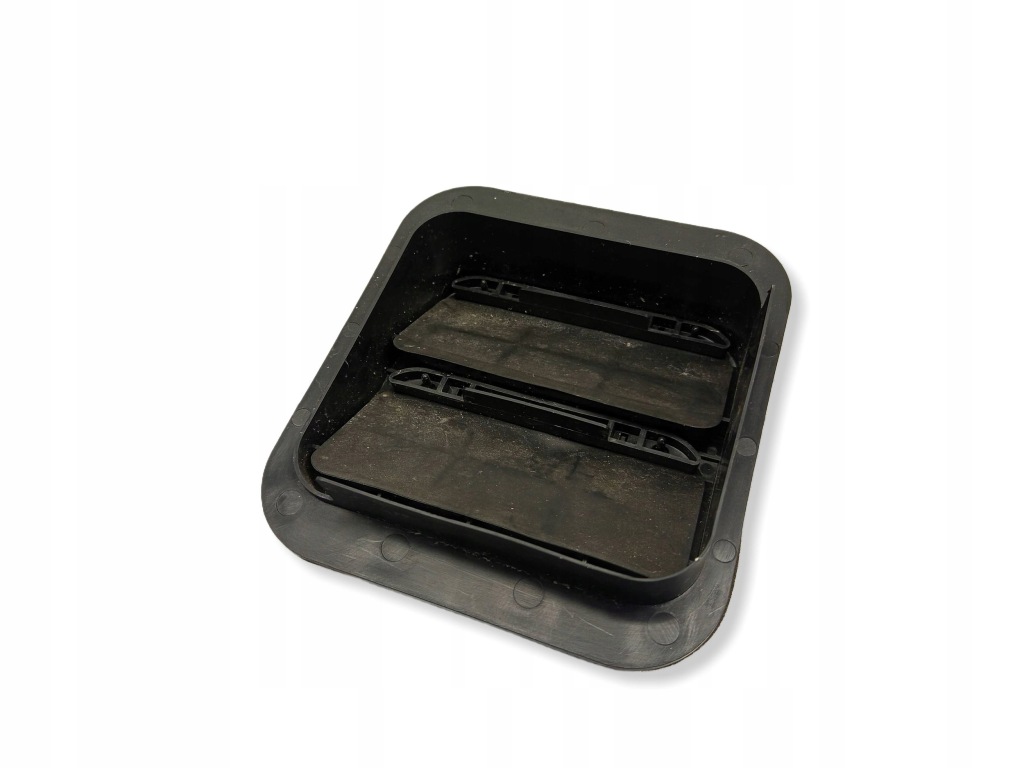 Решітка вентиляційна під  бампером заднім toyota gt 86 72651ae010 Доставка